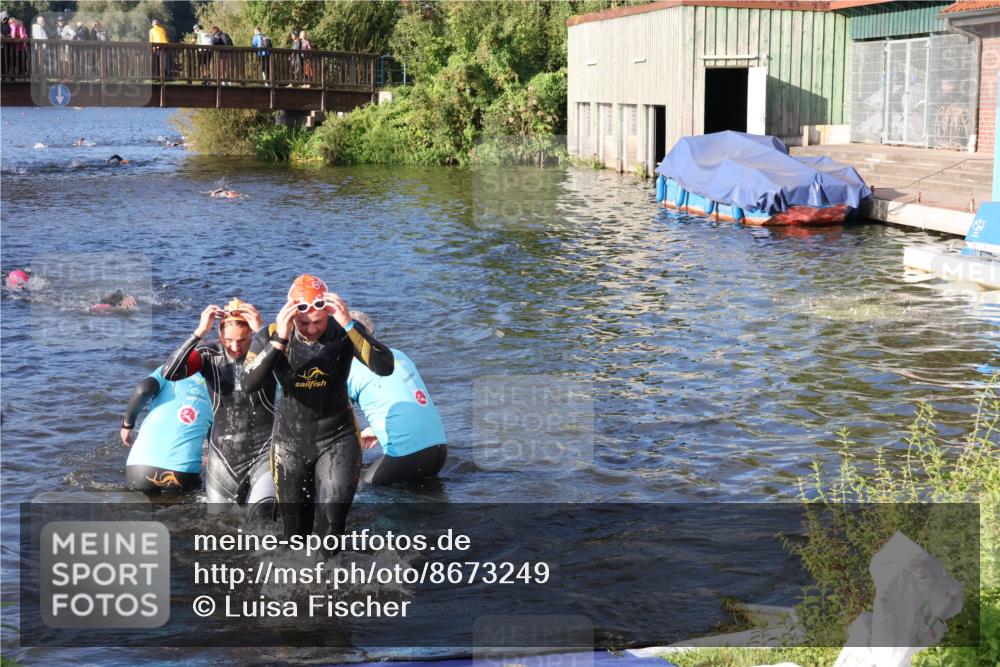 31.08.2025 - Elbe Triathlon Hamburg Luisa Fischer http://msf.ph/oto/8673249 31.08.2025 08:42:31 Schwimmen 252, 272, 276, 367 meine-sportfotos.de