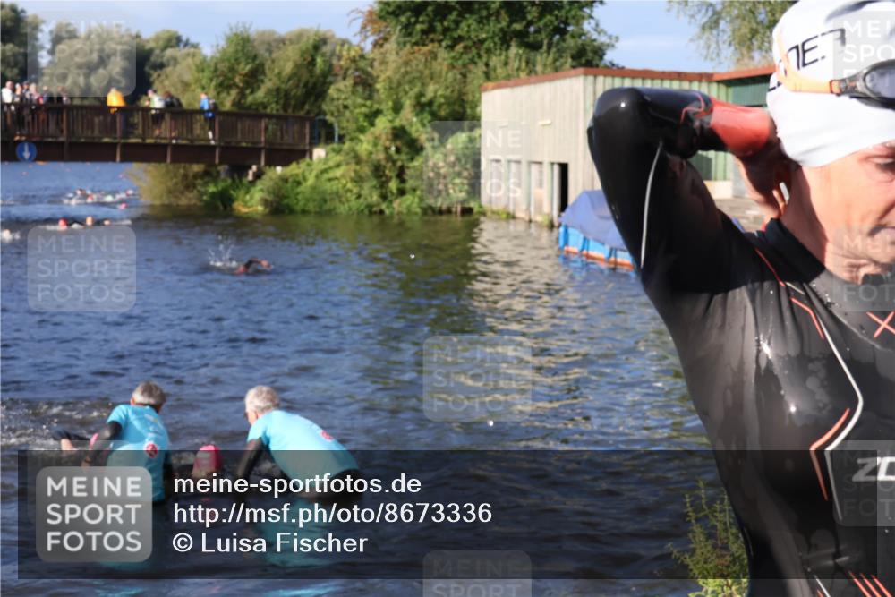 31.08.2025 - Elbe Triathlon Hamburg Luisa Fischer http://msf.ph/oto/8673336 31.08.2025 08:42:42 Schwimmen 270, 272, 369 meine-sportfotos.de