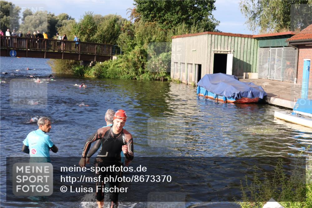 31.08.2025 - Elbe Triathlon Hamburg Luisa Fischer http://msf.ph/oto/8673370 31.08.2025 08:43:08 Schwimmen 265 meine-sportfotos.de