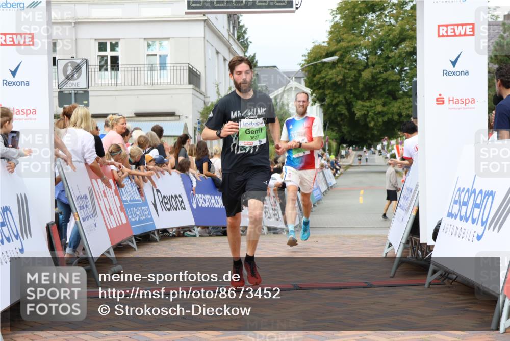 31.08.2025 - 21. Blankeneser Heldenlauf Strokosch-Dieckow http://msf.ph/oto/8673452 31.08.2025 10:51:43 Ziel 3627, 3021 meine-sportfotos.de