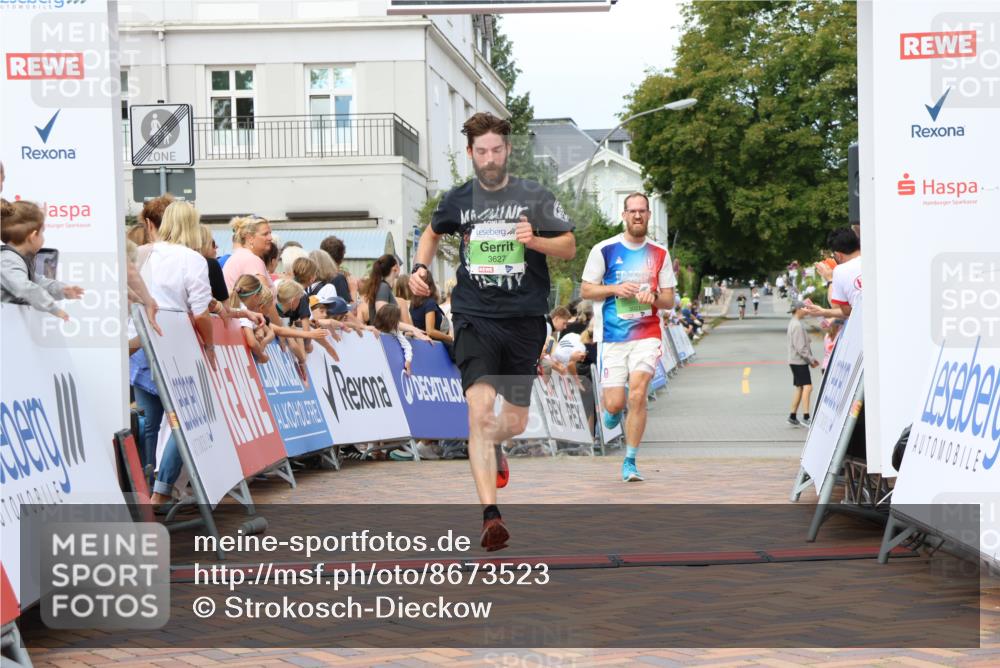 31.08.2025 - 21. Blankeneser Heldenlauf Strokosch-Dieckow http://msf.ph/oto/8673523 31.08.2025 10:51:43 Ziel 3627, 3021 meine-sportfotos.de