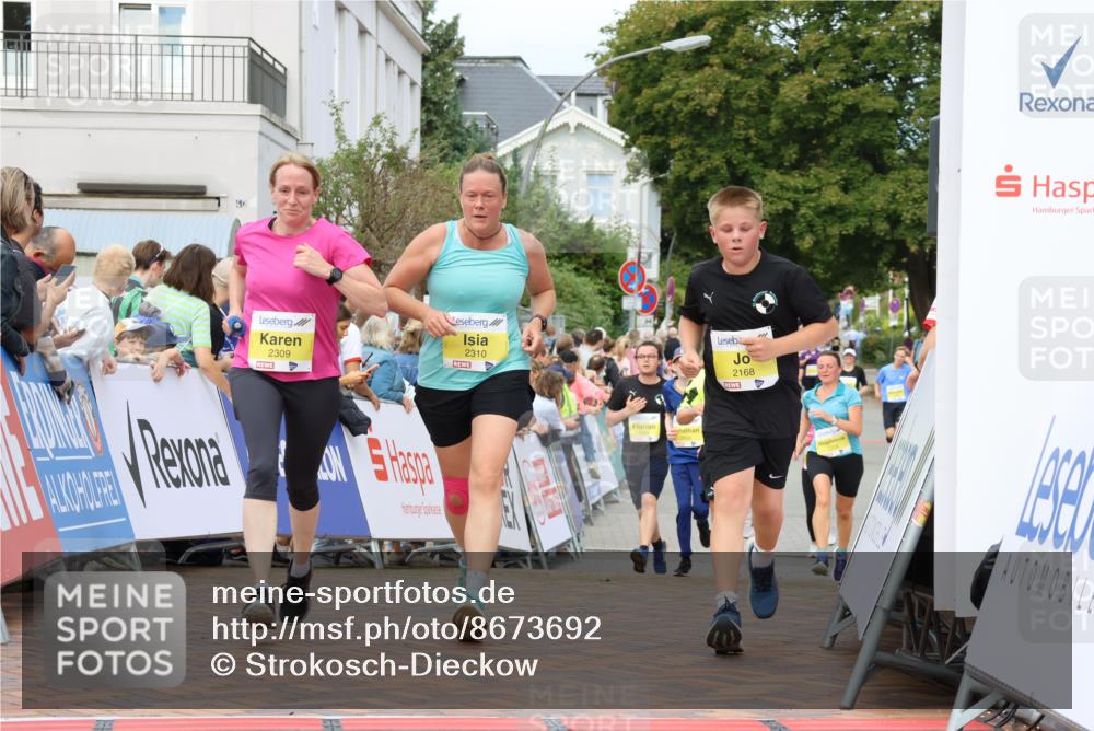 31.08.2025 - 21. Blankeneser Heldenlauf Strokosch-Dieckow http://msf.ph/oto/8673692 31.08.2025 10:30:51 Ziel 2179, 2594, 2376, 2279, 2168, 2600, 2206, 2309, 2310 meine-sportfotos.de