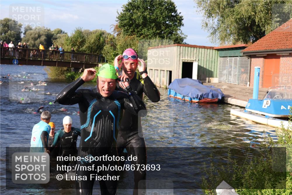 31.08.2025 - Elbe Triathlon Hamburg Luisa Fischer http://msf.ph/oto/8673693 31.08.2025 08:45:35 Schwimmen 264, 267, 269, 319, 348, 368 meine-sportfotos.de
