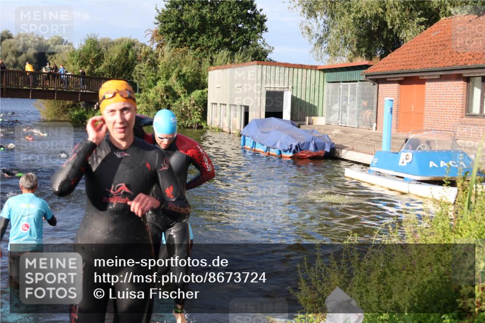 31.08.2025 - Elbe Triathlon Hamburg Luisa Fischer http://msf.ph/oto/8673724 31.08.2025 08:45:41 Schwimmen 264, 267, 269, 319 meine-sportfotos.de