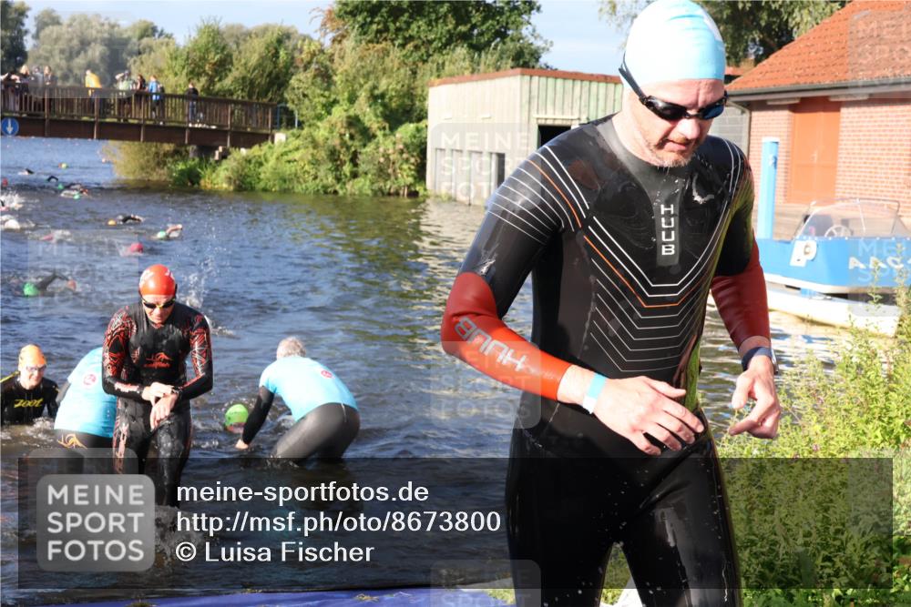 31.08.2025 - Elbe Triathlon Hamburg Luisa Fischer http://msf.ph/oto/8673800 31.08.2025 08:45:54 Schwimmen 260, 261, 285, 292, 324, 334, 384 meine-sportfotos.de