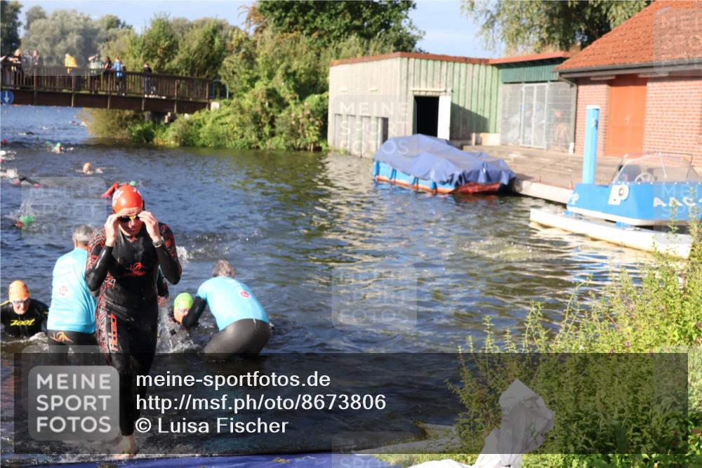 31.08.2025 - Elbe Triathlon Hamburg Luisa Fischer http://msf.ph/oto/8673806 31.08.2025 08:45:55 Schwimmen 260, 261, 285, 292, 324, 334, 384 meine-sportfotos.de