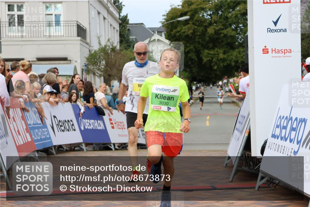 31.08.2025 - 21. Blankeneser Heldenlauf Strokosch-Dieckow http://msf.ph/oto/8673873 31.08.2025 10:51:30 Ziel 2187, 3580, 3030 meine-sportfotos.de