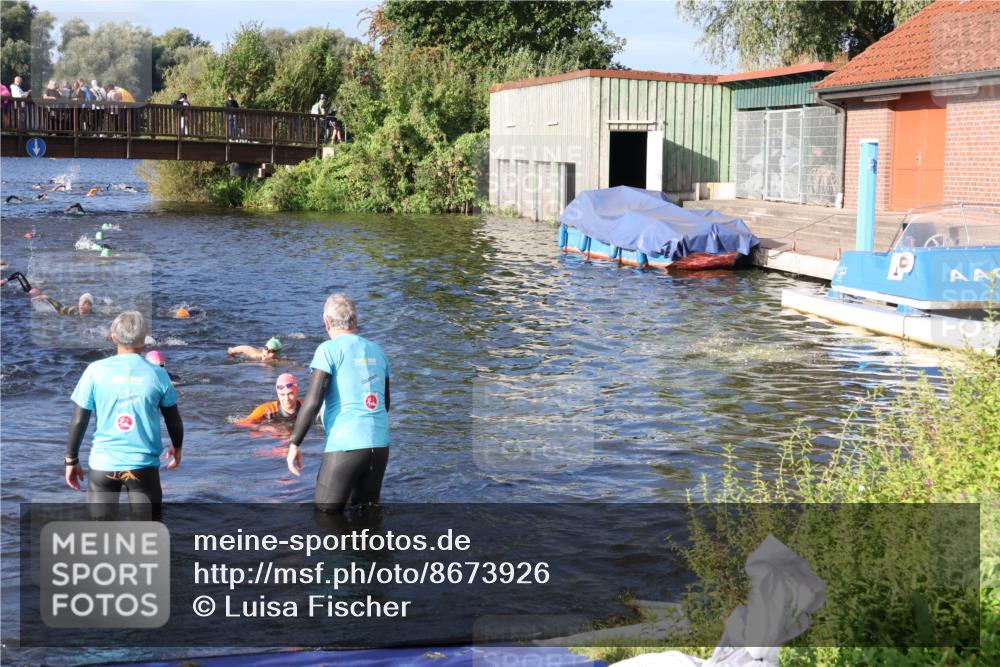 31.08.2025 - Elbe Triathlon Hamburg Luisa Fischer http://msf.ph/oto/8673926 31.08.2025 08:46:12 Schwimmen 246, 280, 281 meine-sportfotos.de