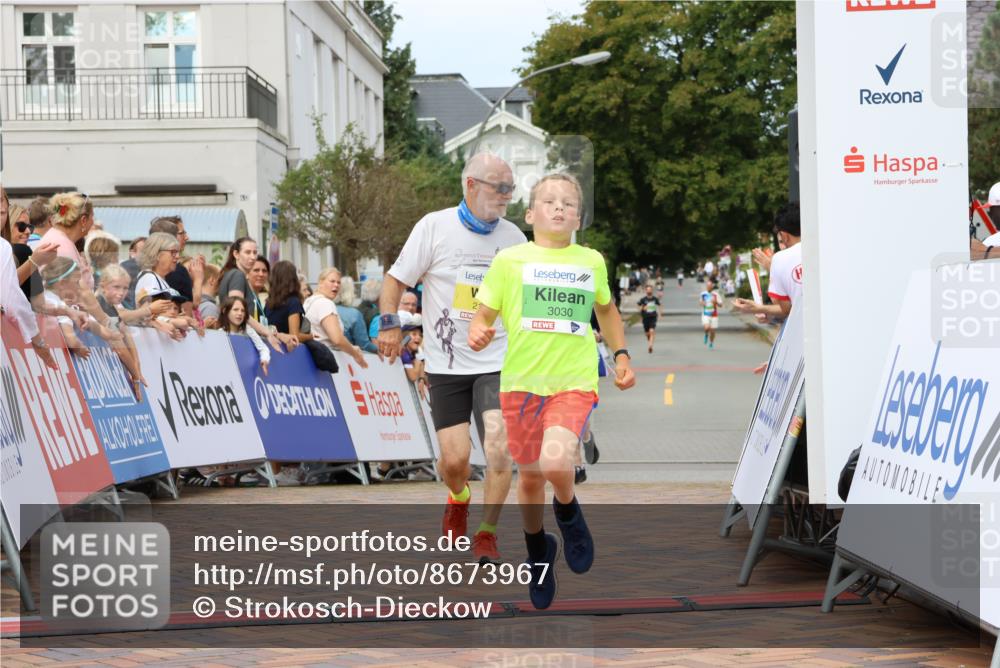 31.08.2025 - 21. Blankeneser Heldenlauf Strokosch-Dieckow http://msf.ph/oto/8673967 31.08.2025 10:51:30 Ziel 2187, 3580, 3030 meine-sportfotos.de