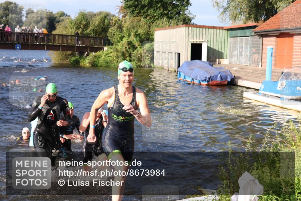 31.08.2025 - Elbe Triathlon Hamburg Luisa Fischer http://msf.ph/oto/8673984 31.08.2025 08:46:25 Schwimmen 268, 281, 287, 291, 301, 305, 315, 346 meine-sportfotos.de