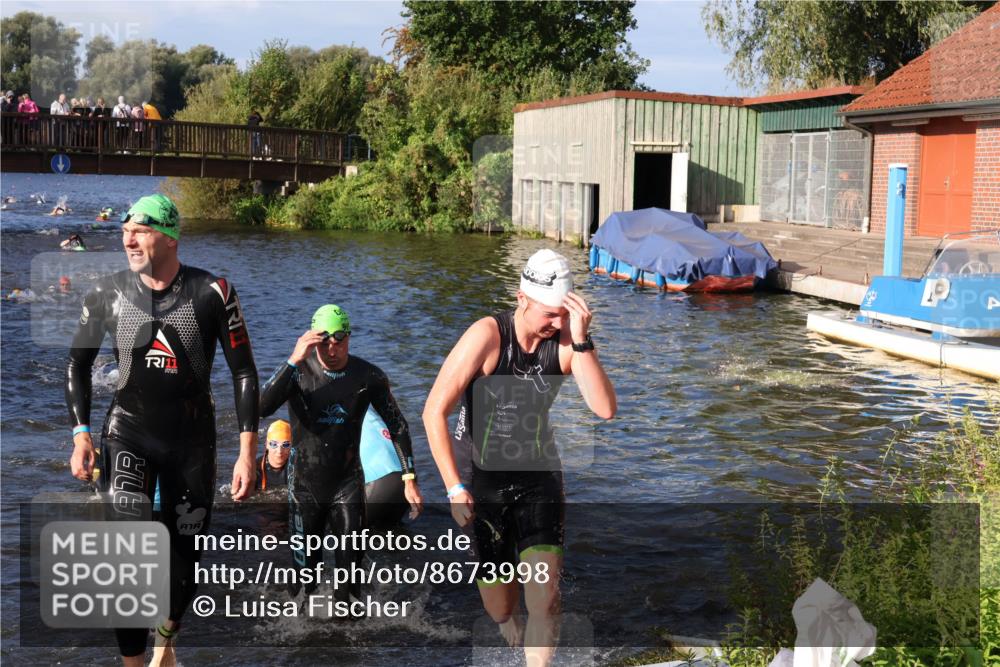 31.08.2025 - Elbe Triathlon Hamburg Luisa Fischer http://msf.ph/oto/8673998 31.08.2025 08:46:27 Schwimmen 268, 287, 291, 301, 305, 315, 346 meine-sportfotos.de