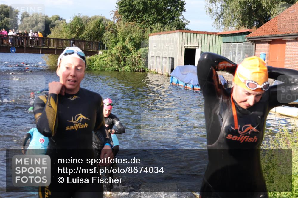 31.08.2025 - Elbe Triathlon Hamburg Luisa Fischer http://msf.ph/oto/8674034 31.08.2025 08:46:33 Schwimmen 268, 293, 301, 305, 313 meine-sportfotos.de