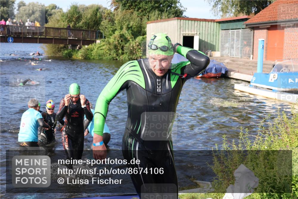 31.08.2025 - Elbe Triathlon Hamburg Luisa Fischer http://msf.ph/oto/8674106 31.08.2025 08:46:49 Schwimmen 247, 259, 266, 309, 318, 337, 383, 385 meine-sportfotos.de