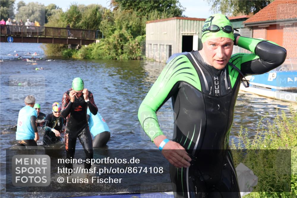 31.08.2025 - Elbe Triathlon Hamburg Luisa Fischer http://msf.ph/oto/8674108 31.08.2025 08:46:49 Schwimmen 247, 259, 266, 309, 318, 337, 383, 385 meine-sportfotos.de