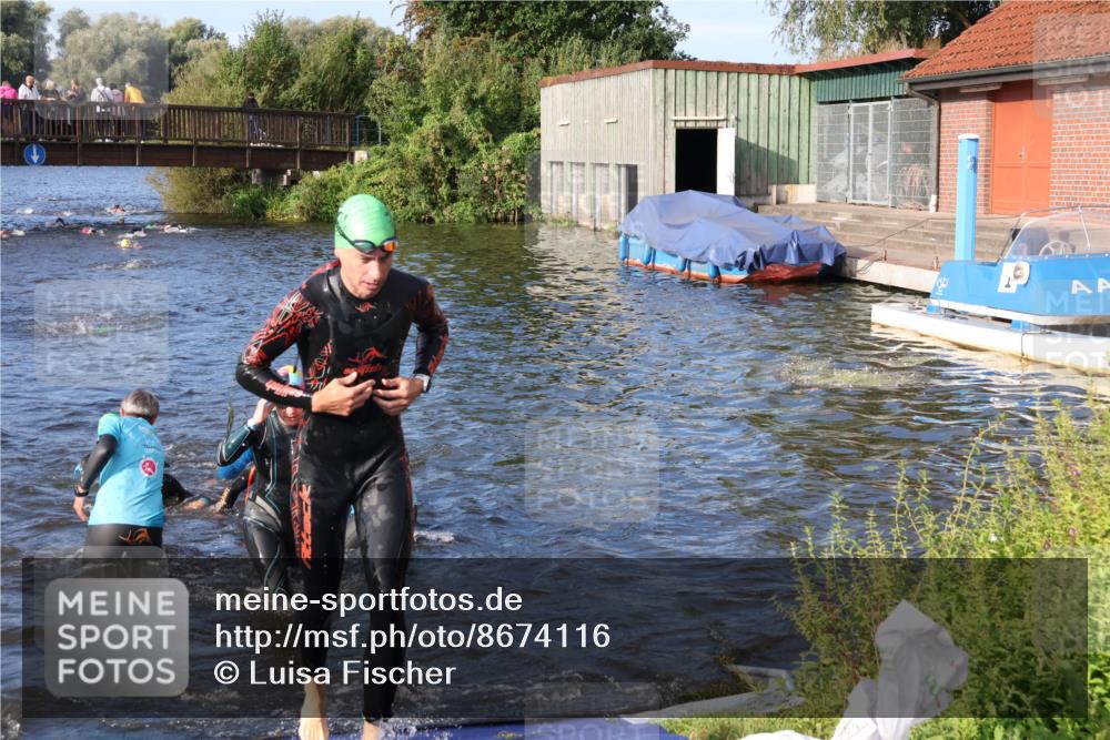 31.08.2025 - Elbe Triathlon Hamburg Luisa Fischer http://msf.ph/oto/8674116 31.08.2025 08:46:50 Schwimmen 247, 259, 266, 309, 337, 383, 385 meine-sportfotos.de