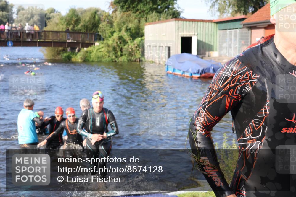 31.08.2025 - Elbe Triathlon Hamburg Luisa Fischer http://msf.ph/oto/8674128 31.08.2025 08:46:52 Schwimmen 247, 259, 266, 309, 337, 383, 385 meine-sportfotos.de
