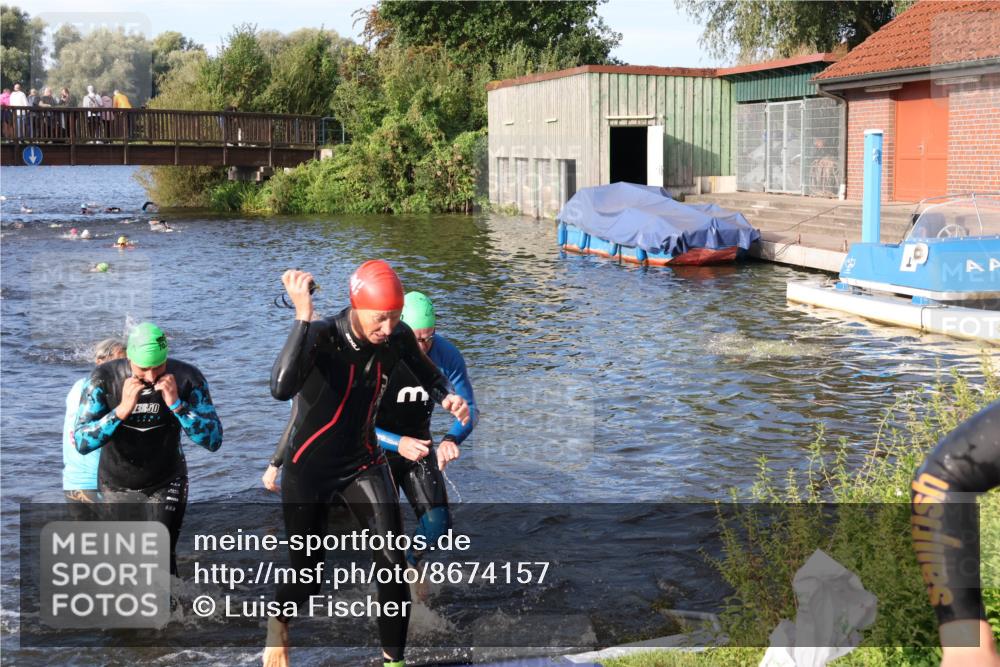 31.08.2025 - Elbe Triathlon Hamburg Luisa Fischer http://msf.ph/oto/8674157 31.08.2025 08:46:56 Schwimmen 247, 259, 266, 383, 385 meine-sportfotos.de
