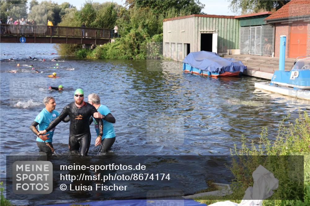 31.08.2025 - Elbe Triathlon Hamburg Luisa Fischer http://msf.ph/oto/8674174 31.08.2025 08:47:07 Schwimmen 310 meine-sportfotos.de
