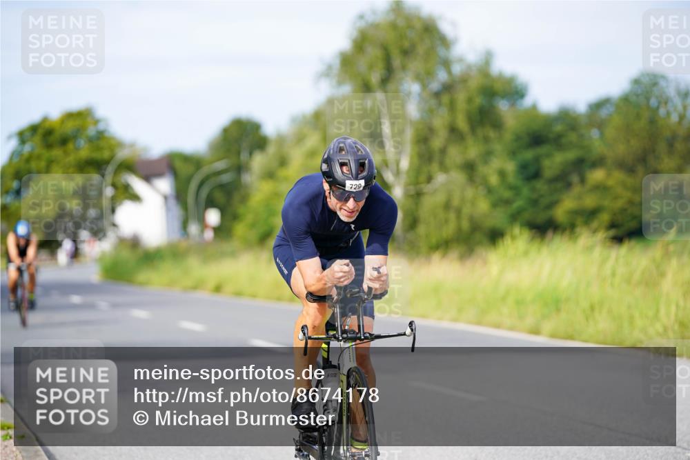31.08.2025 - Elbe Triathlon Hamburg Michael Burmester http://msf.ph/oto/8674178 31.08.2025 10:14:03 Radfahren 607, 729 meine-sportfotos.de