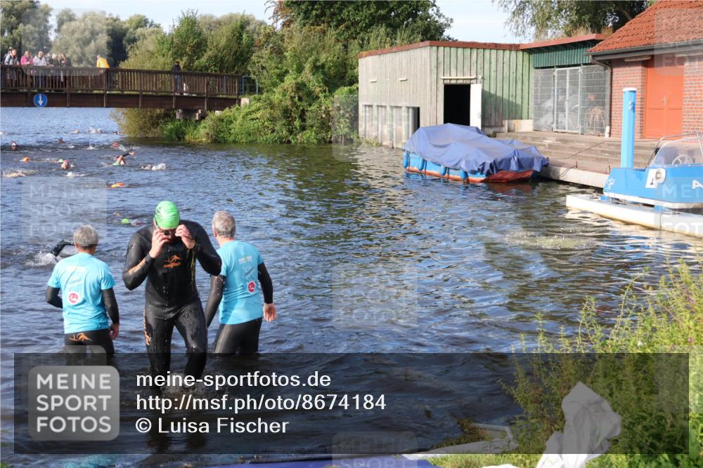 31.08.2025 - Elbe Triathlon Hamburg Luisa Fischer http://msf.ph/oto/8674184 31.08.2025 08:47:08 Schwimmen 310 meine-sportfotos.de