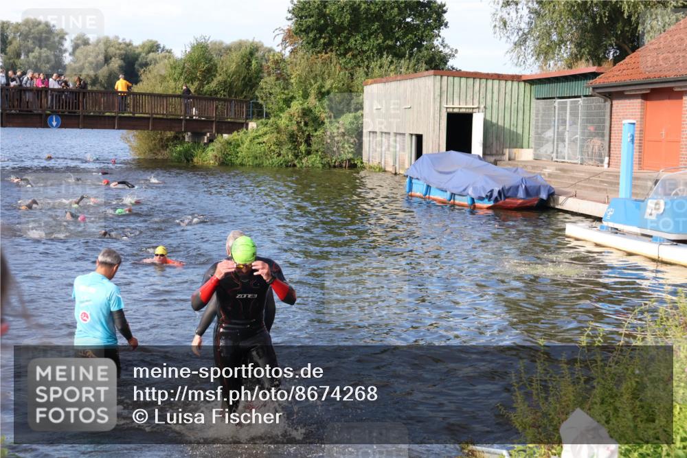 31.08.2025 - Elbe Triathlon Hamburg Luisa Fischer http://msf.ph/oto/8674268 31.08.2025 08:47:23 Schwimmen 290, 347 meine-sportfotos.de