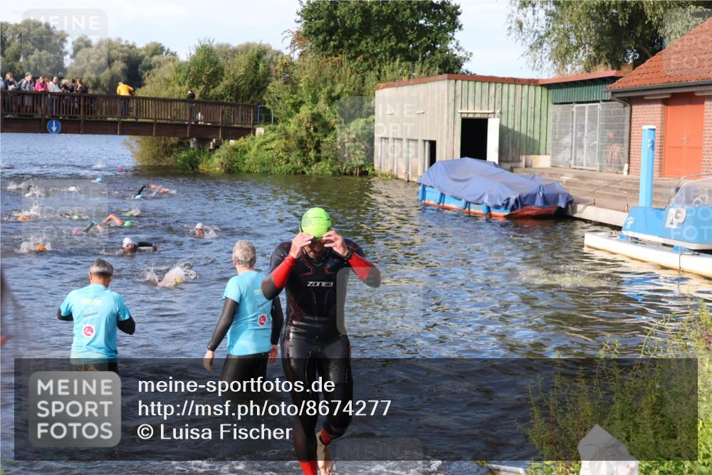 31.08.2025 - Elbe Triathlon Hamburg Luisa Fischer http://msf.ph/oto/8674277 31.08.2025 08:47:24 Schwimmen 290, 347 meine-sportfotos.de