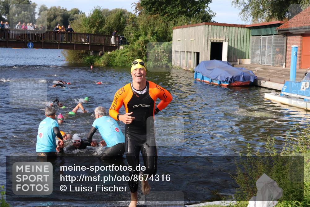 31.08.2025 - Elbe Triathlon Hamburg Luisa Fischer http://msf.ph/oto/8674316 31.08.2025 08:47:36 Schwimmen 351, 357, 366, 371 meine-sportfotos.de