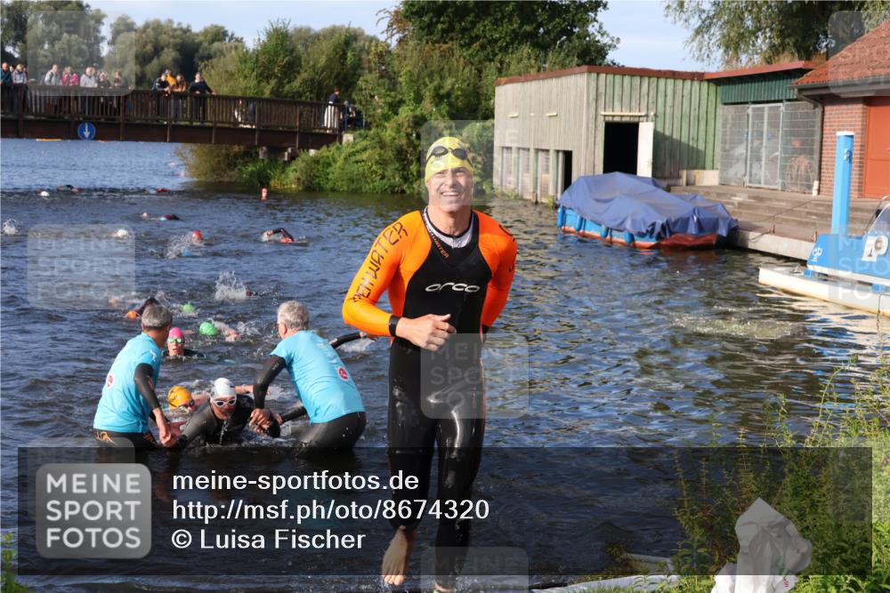 31.08.2025 - Elbe Triathlon Hamburg Luisa Fischer http://msf.ph/oto/8674320 31.08.2025 08:47:37 Schwimmen 351, 357, 366, 371 meine-sportfotos.de