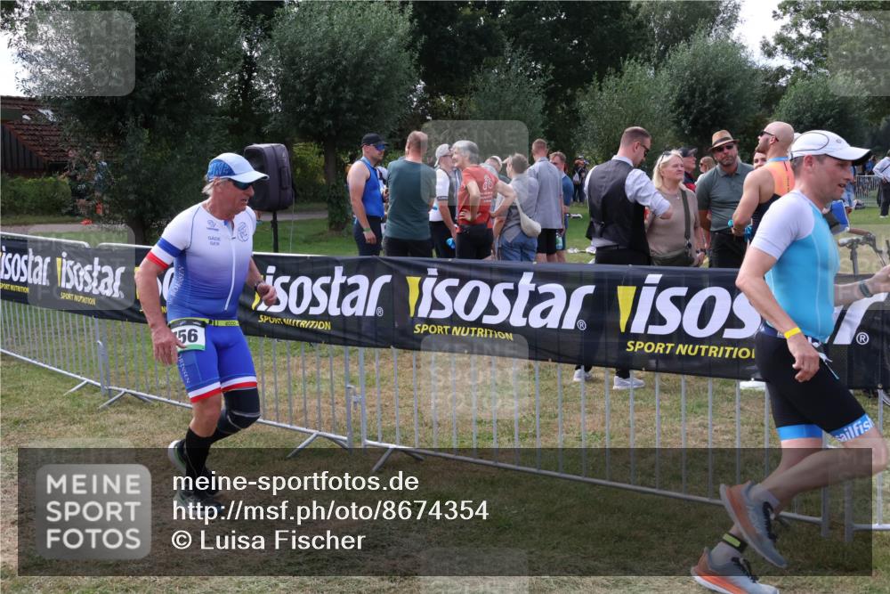 31.08.2025 - Elbe Triathlon Hamburg Luisa Fischer http://msf.ph/oto/8674354 31.08.2025 11:33:13 Laufen 56 meine-sportfotos.de