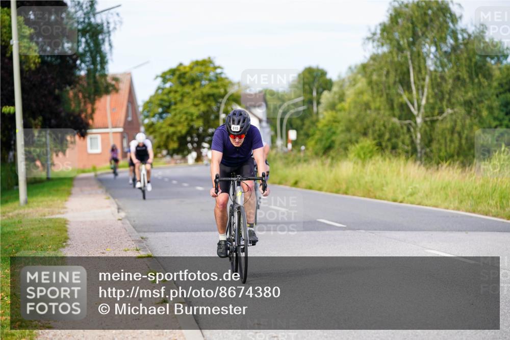 31.08.2025 - Elbe Triathlon Hamburg Michael Burmester http://msf.ph/oto/8674380 31.08.2025 10:14:51 Radfahren 615, 617, 679, 717, 800 meine-sportfotos.de