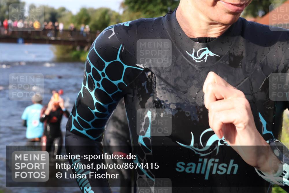 31.08.2025 - Elbe Triathlon Hamburg Luisa Fischer http://msf.ph/oto/8674415 31.08.2025 08:47:48 Schwimmen 249, 278, 282, 308, 316, 371 meine-sportfotos.de