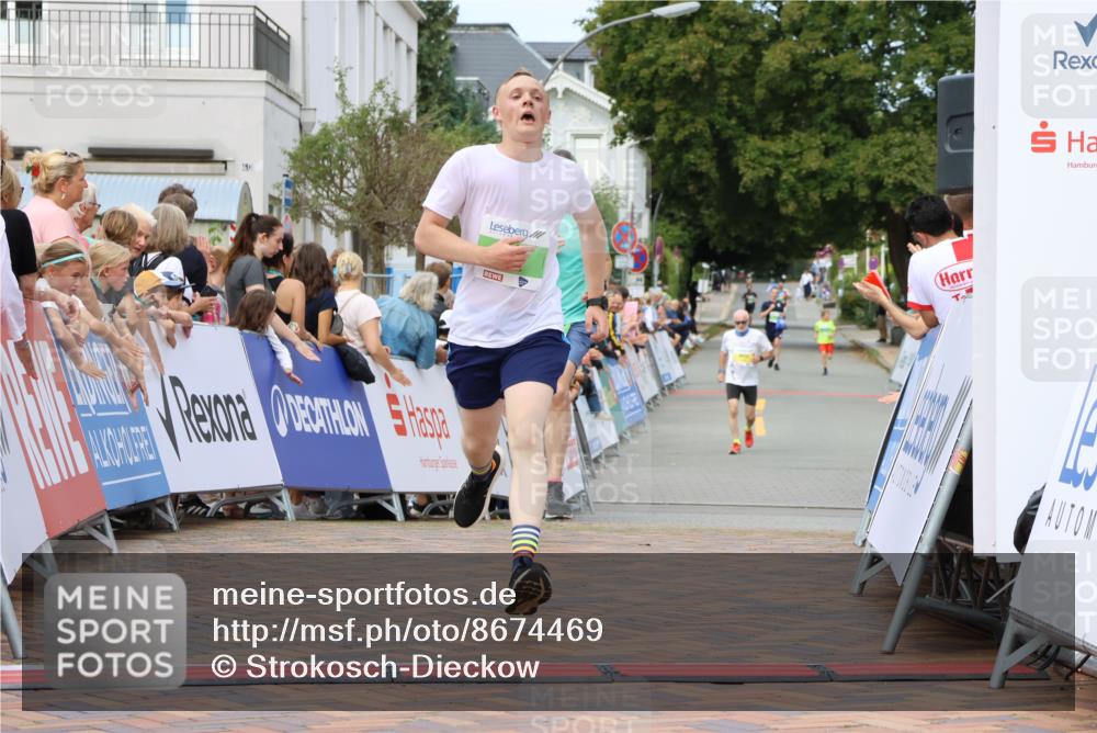 31.08.2025 - 21. Blankeneser Heldenlauf Strokosch-Dieckow http://msf.ph/oto/8674469 31.08.2025 10:51:18 Ziel 3388, 3292 meine-sportfotos.de