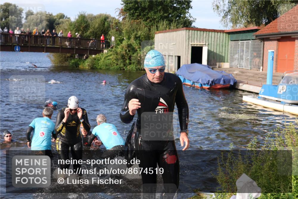 31.08.2025 - Elbe Triathlon Hamburg Luisa Fischer http://msf.ph/oto/8674519 31.08.2025 08:48:03 Schwimmen 258, 297, 299, 329, 330, 341 meine-sportfotos.de