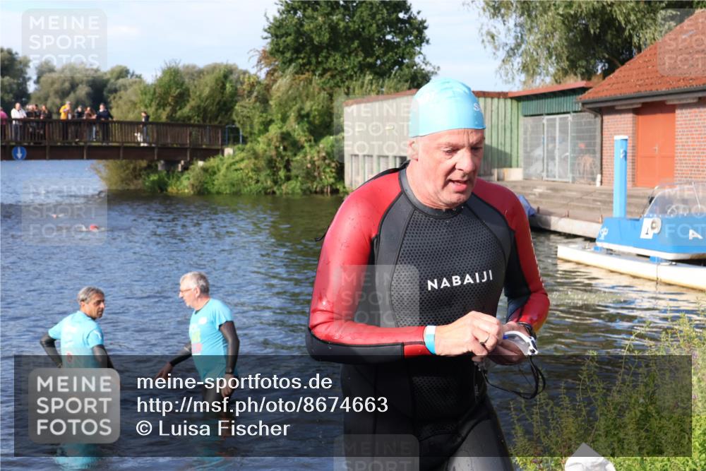 31.08.2025 - Elbe Triathlon Hamburg Luisa Fischer http://msf.ph/oto/8674663 31.08.2025 08:48:45 Schwimmen 289, 377 meine-sportfotos.de