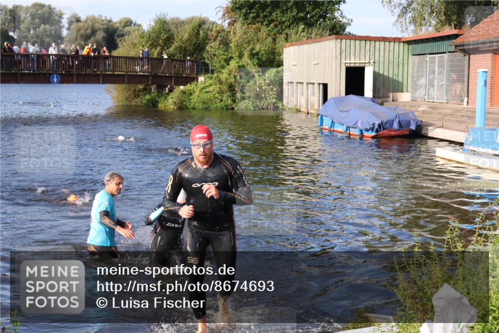 31.08.2025 - Elbe Triathlon Hamburg Luisa Fischer http://msf.ph/oto/8674693 31.08.2025 08:49:28 Schwimmen 173, 294 meine-sportfotos.de