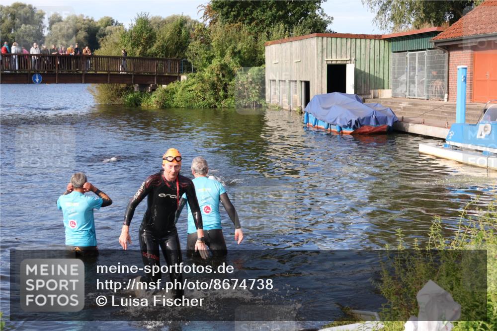 31.08.2025 - Elbe Triathlon Hamburg Luisa Fischer http://msf.ph/oto/8674738 31.08.2025 08:49:38 Schwimmen 327 meine-sportfotos.de