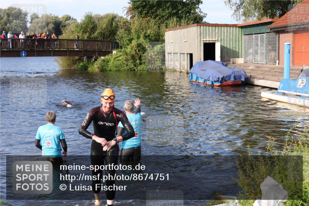 31.08.2025 - Elbe Triathlon Hamburg Luisa Fischer http://msf.ph/oto/8674751 31.08.2025 08:49:39 Schwimmen 327 meine-sportfotos.de