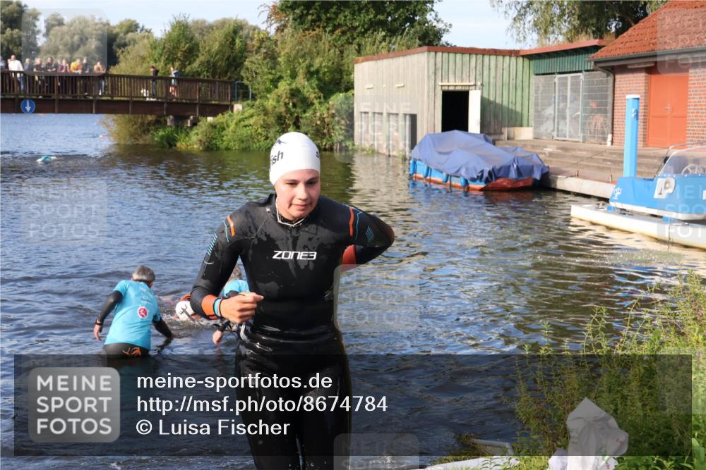31.08.2025 - Elbe Triathlon Hamburg Luisa Fischer http://msf.ph/oto/8674784 31.08.2025 08:49:51 Schwimmen 253, 359 meine-sportfotos.de