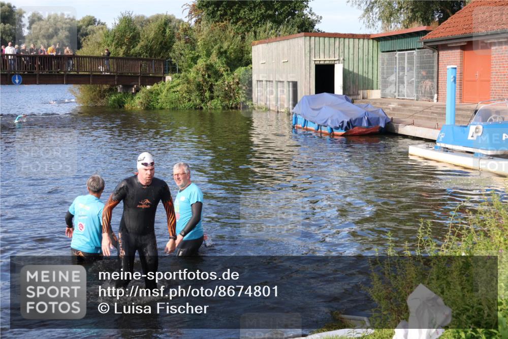 31.08.2025 - Elbe Triathlon Hamburg Luisa Fischer http://msf.ph/oto/8674801 31.08.2025 08:49:56 Schwimmen 359 meine-sportfotos.de