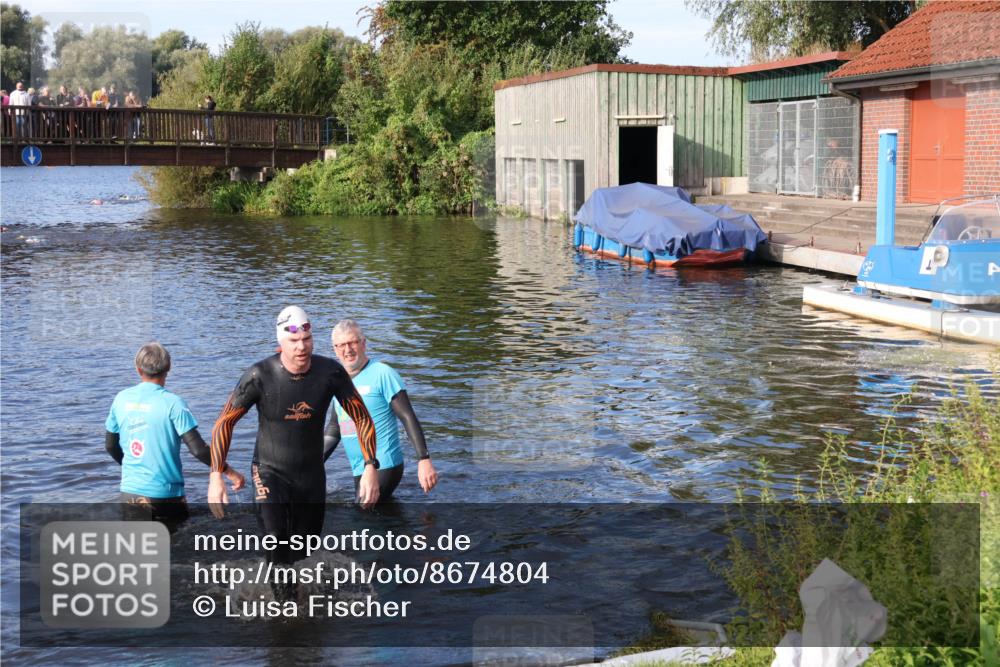 31.08.2025 - Elbe Triathlon Hamburg Luisa Fischer http://msf.ph/oto/8674804 31.08.2025 08:49:56 Schwimmen 359 meine-sportfotos.de