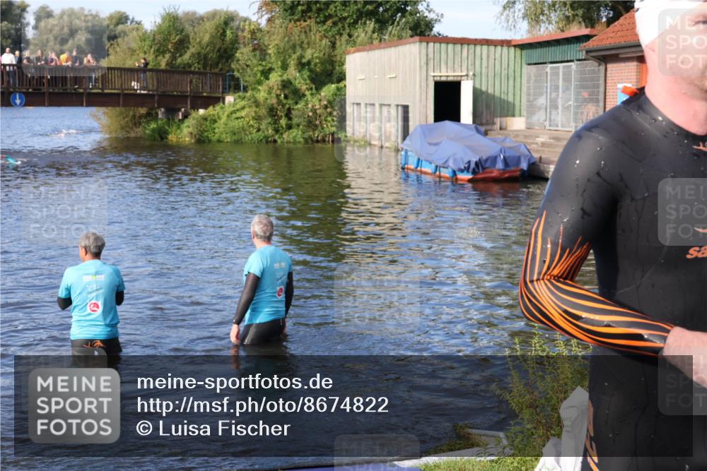 31.08.2025 - Elbe Triathlon Hamburg Luisa Fischer http://msf.ph/oto/8674822 31.08.2025 08:49:59 Schwimmen 359 meine-sportfotos.de