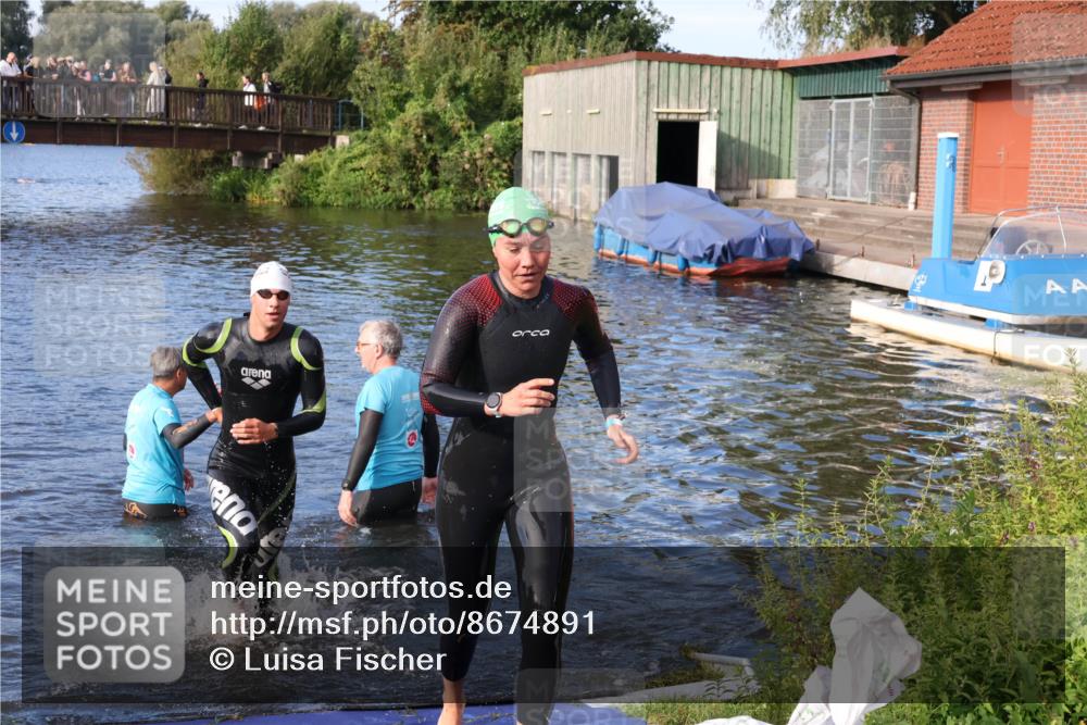 31.08.2025 - Elbe Triathlon Hamburg Luisa Fischer http://msf.ph/oto/8674891 31.08.2025 08:50:54 Schwimmen 284, 443 meine-sportfotos.de