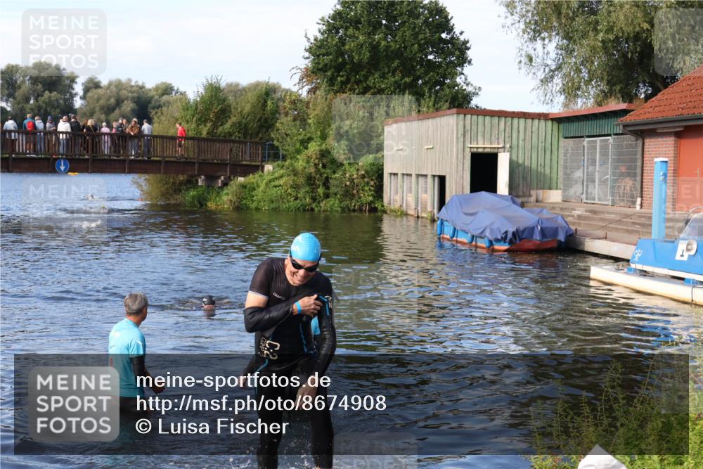 31.08.2025 - Elbe Triathlon Hamburg Luisa Fischer http://msf.ph/oto/8674908 31.08.2025 08:52:44 Schwimmen 378 meine-sportfotos.de