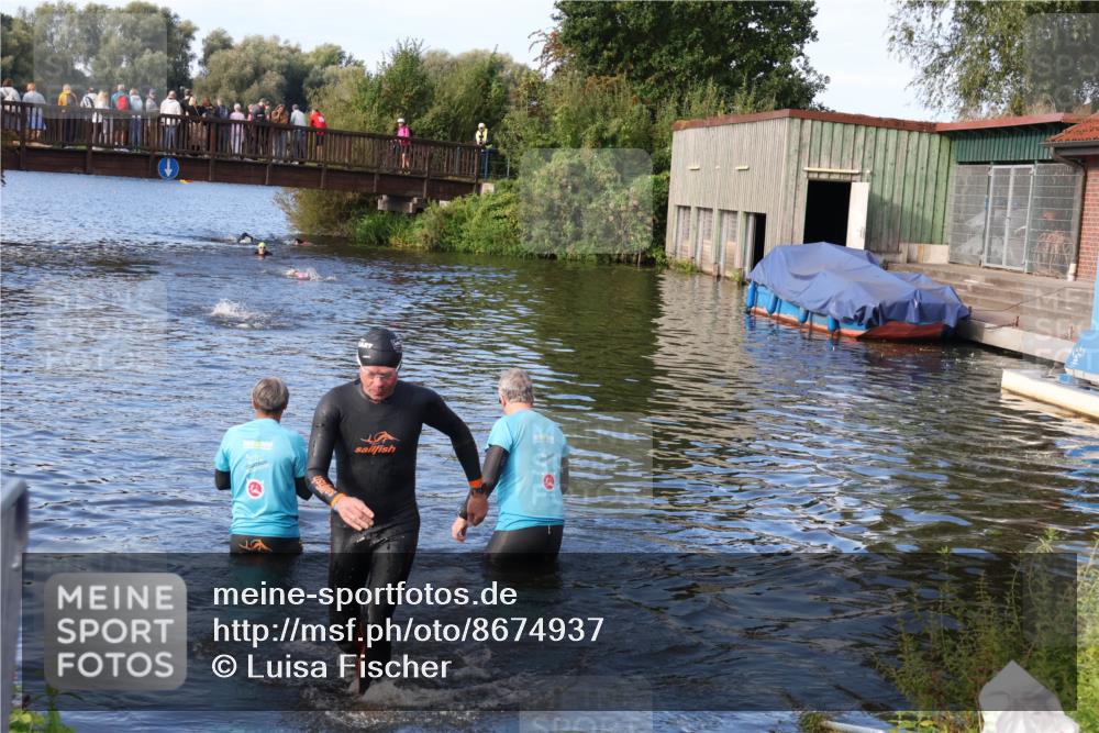 31.08.2025 - Elbe Triathlon Hamburg Luisa Fischer http://msf.ph/oto/8674937 31.08.2025 08:52:58 Schwimmen 372 meine-sportfotos.de