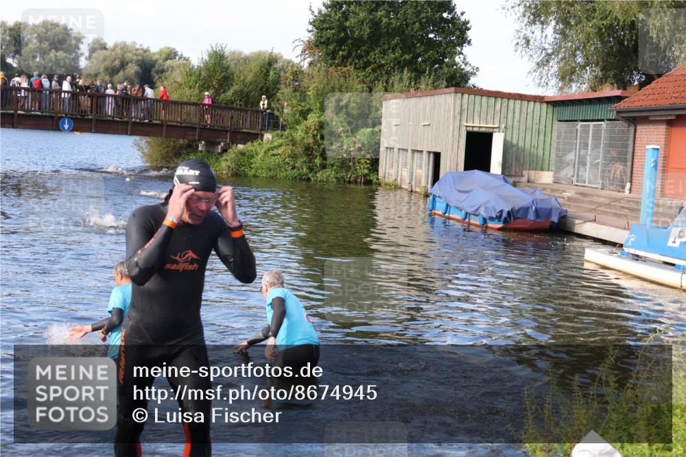31.08.2025 - Elbe Triathlon Hamburg Luisa Fischer http://msf.ph/oto/8674945 31.08.2025 08:53:00 Schwimmen 372 meine-sportfotos.de