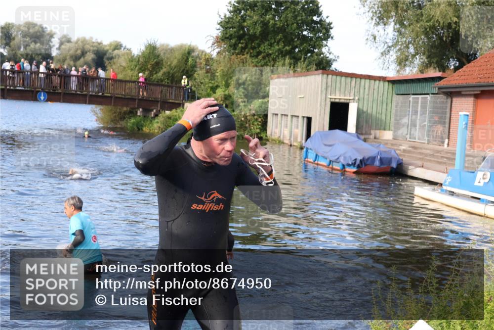 31.08.2025 - Elbe Triathlon Hamburg Luisa Fischer http://msf.ph/oto/8674950 31.08.2025 08:53:01 Schwimmen 372 meine-sportfotos.de