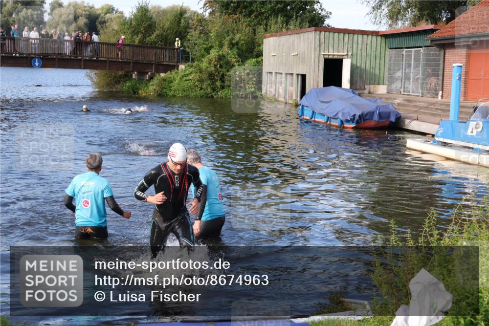 31.08.2025 - Elbe Triathlon Hamburg Luisa Fischer http://msf.ph/oto/8674963 31.08.2025 08:53:14 Schwimmen 551 meine-sportfotos.de