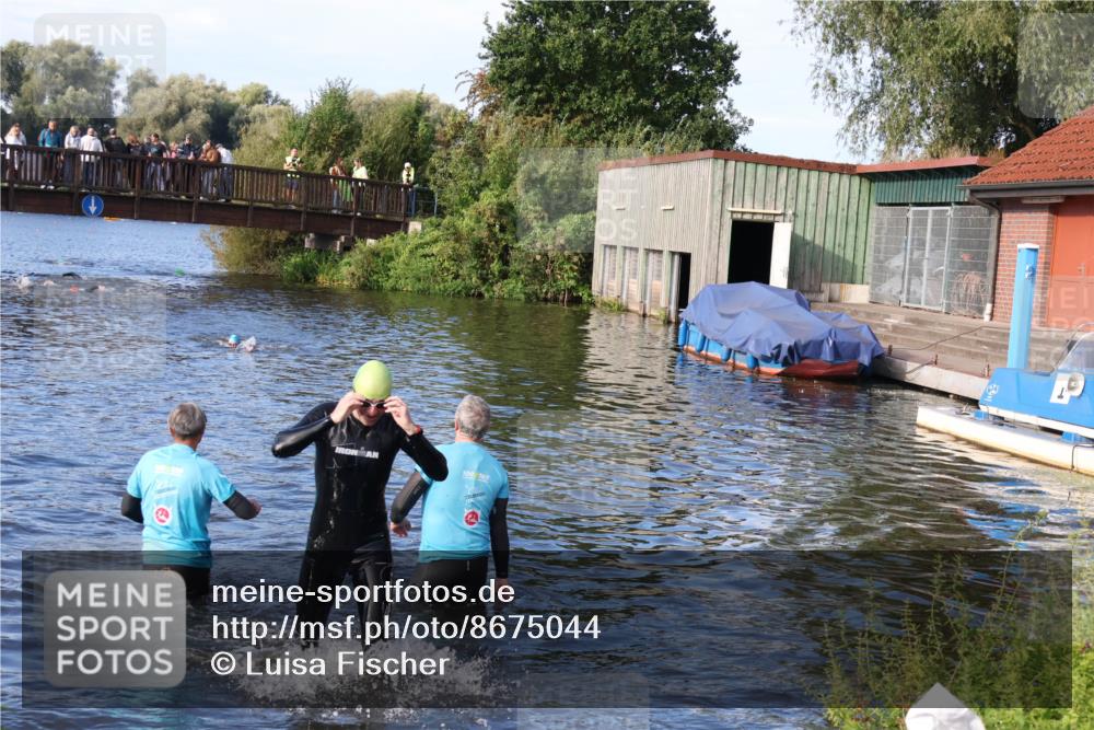 31.08.2025 - Elbe Triathlon Hamburg Luisa Fischer http://msf.ph/oto/8675044 31.08.2025 08:53:58 Schwimmen 379 meine-sportfotos.de