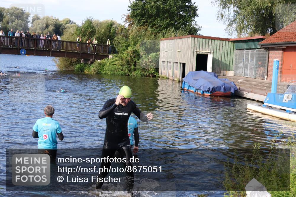 31.08.2025 - Elbe Triathlon Hamburg Luisa Fischer http://msf.ph/oto/8675051 31.08.2025 08:54:00 Schwimmen 379 meine-sportfotos.de