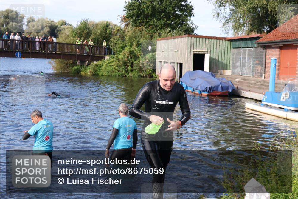 31.08.2025 - Elbe Triathlon Hamburg Luisa Fischer http://msf.ph/oto/8675059 31.08.2025 08:54:01 Schwimmen 379 meine-sportfotos.de